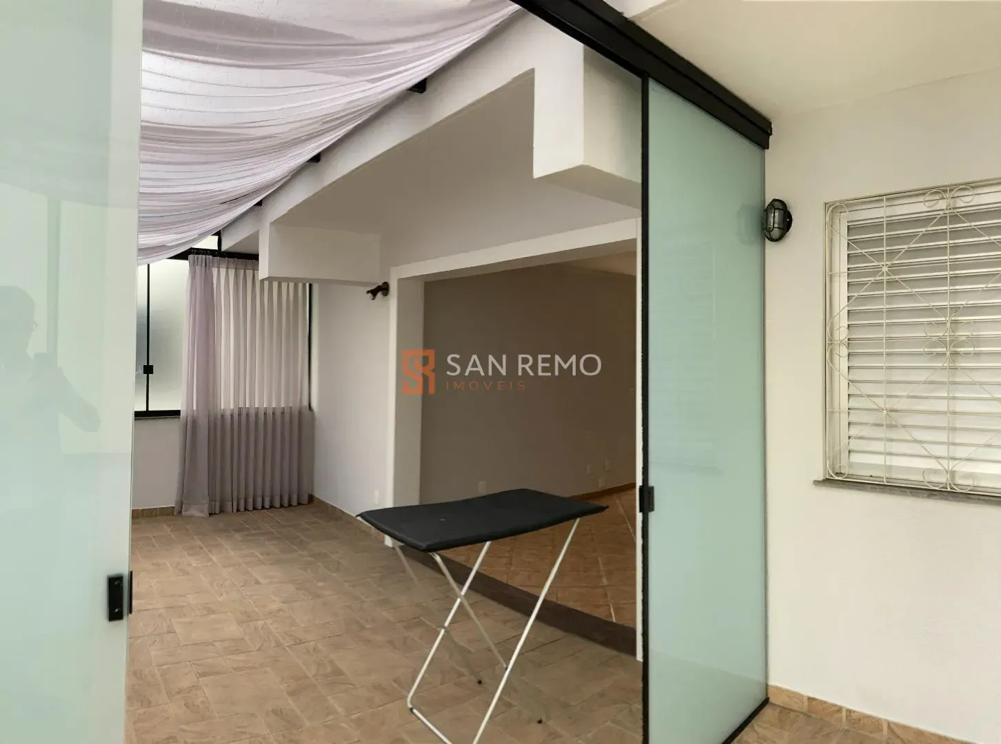 Apartamento de 2 dormitórios com cozinha separada 152 m² — photo 8