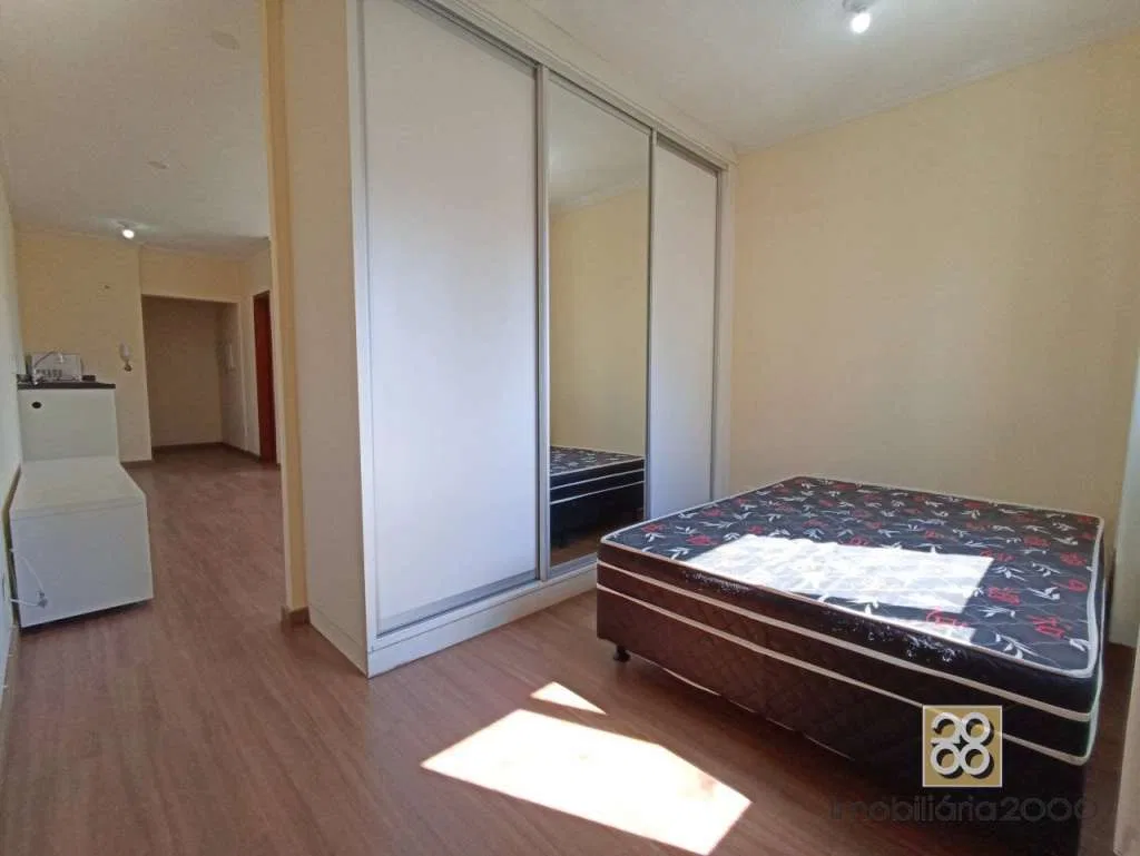One-bedroom apartment with a washing machine in Curitiba — photo 3