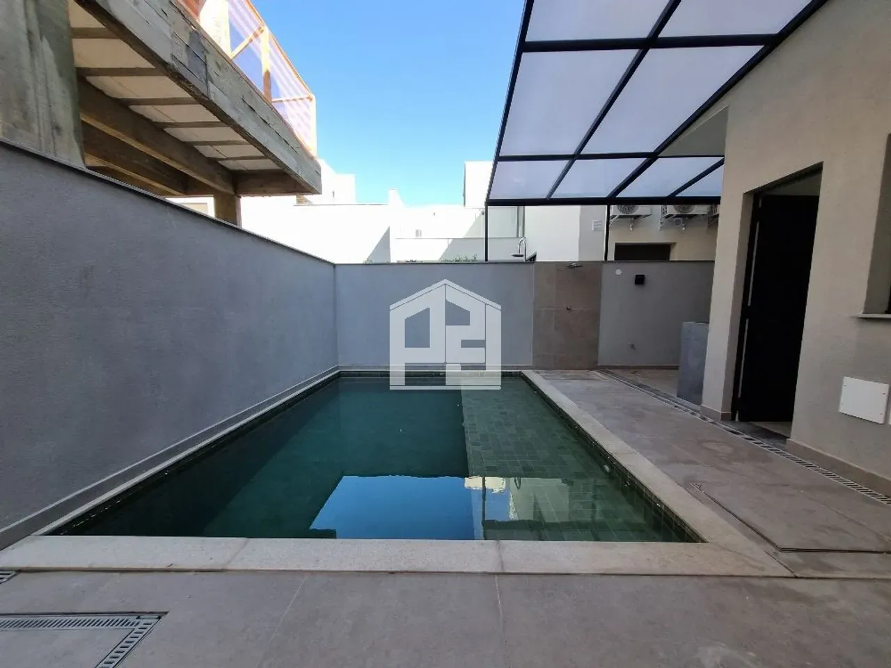 Triplex house with 4 bedrooms and 5 bathrooms, 2 parking — photo 25