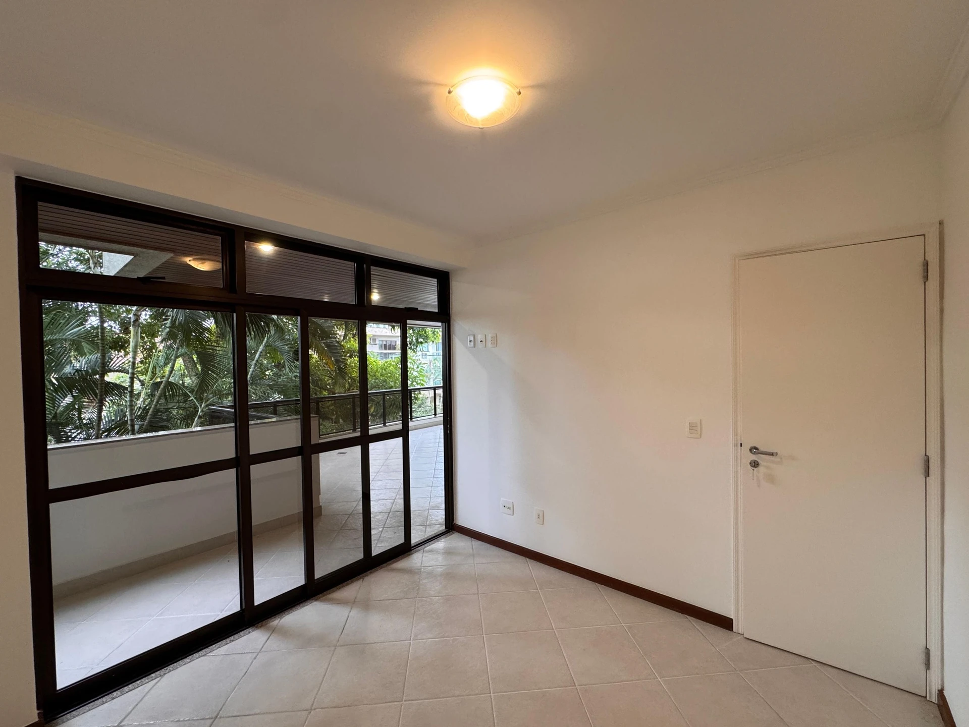 Apartamento para alugar com 3 quartos e varanda — photo 23