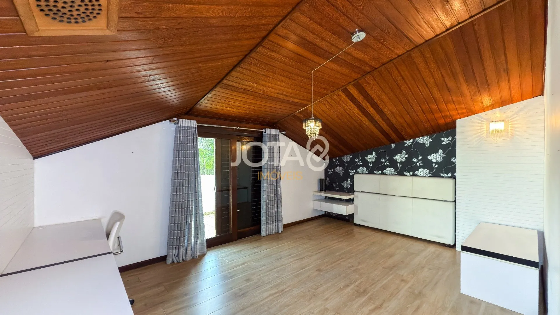 Casa com piscina de uso exclusivo e 4 suítes — photo 25