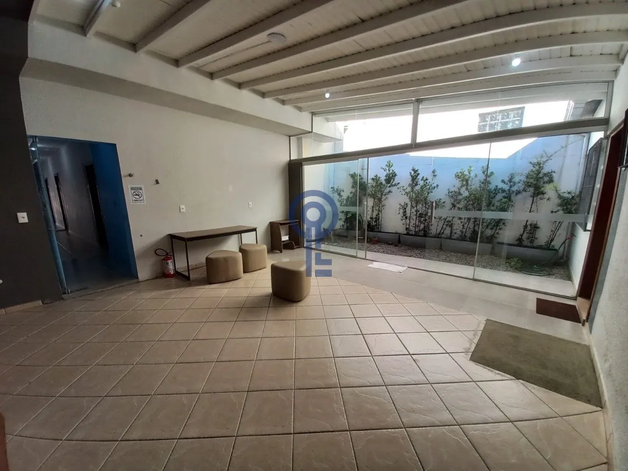 Ground-floor studio with 1 bedroom and private garden — photo 3