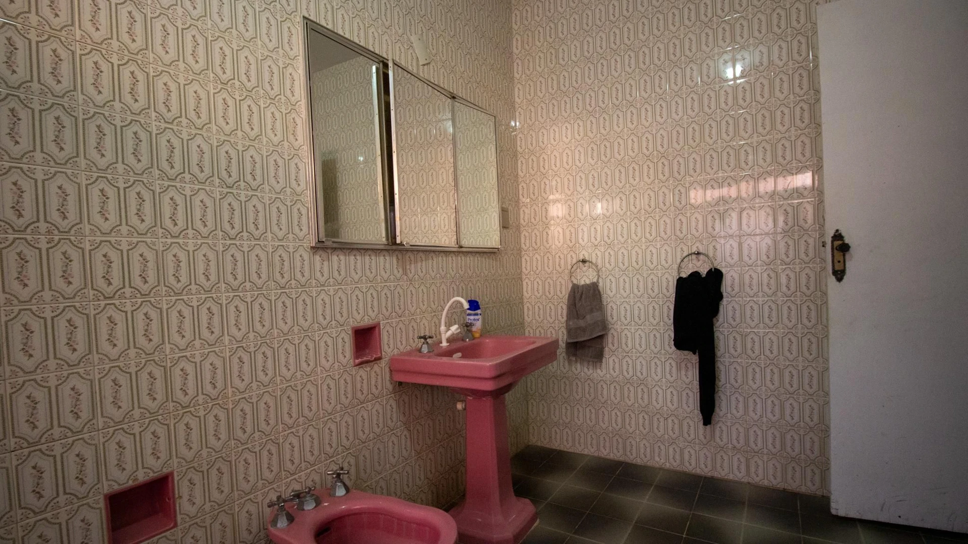 Furnished house with 5 bedrooms and 3 bathrooms — photo 38
