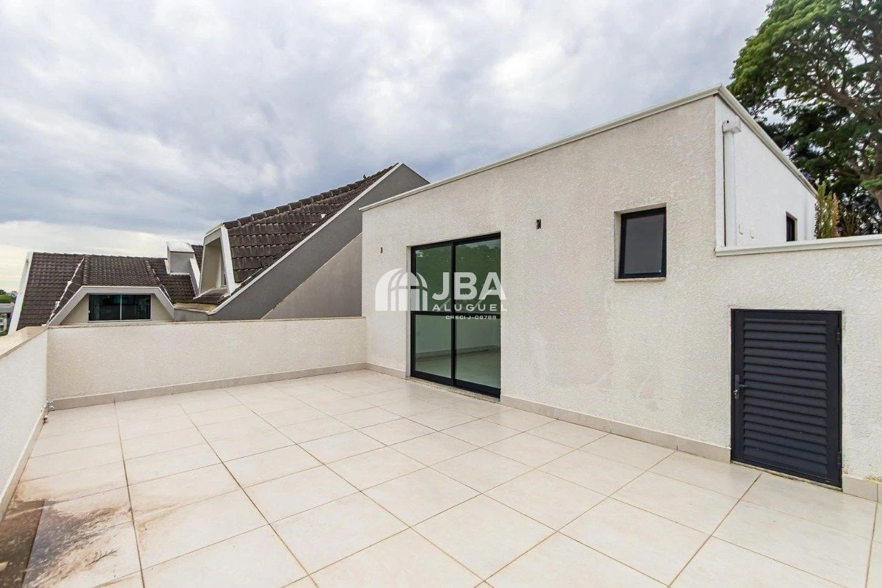 Floor-to-ceiling windows in a 2-bedroom house, 143 m² — photo 10