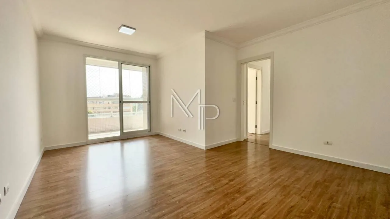 3-bedroom apartment with a grill on the balcony — photo 3