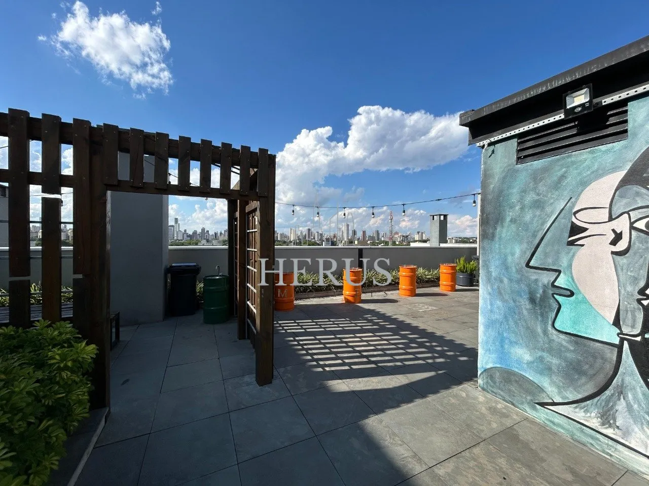 40 m² 1-bedroom apartment with balcony and private BBQ — photo 13