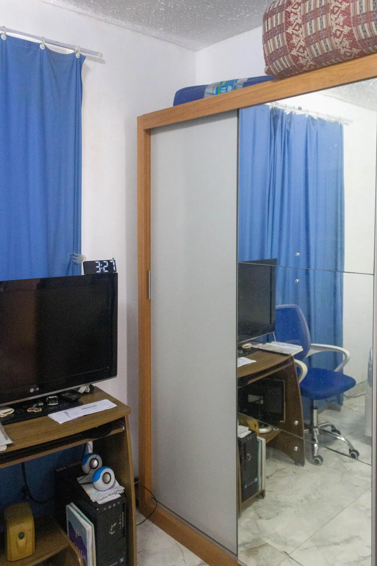 Furnished apartment, 42 m², with a home office — photo 12