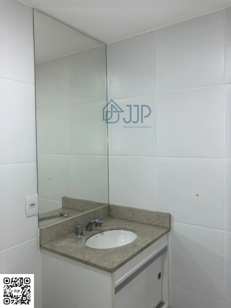 2-bedroom apartment with AC, one en-suite bathroom — photo 10