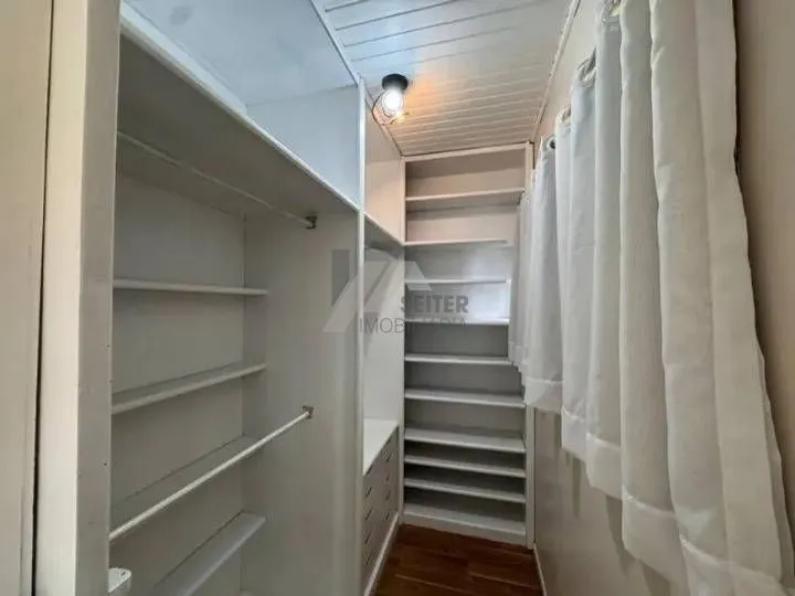 Casa amueblada con 5 dormitorios y 480 m² — photo 30