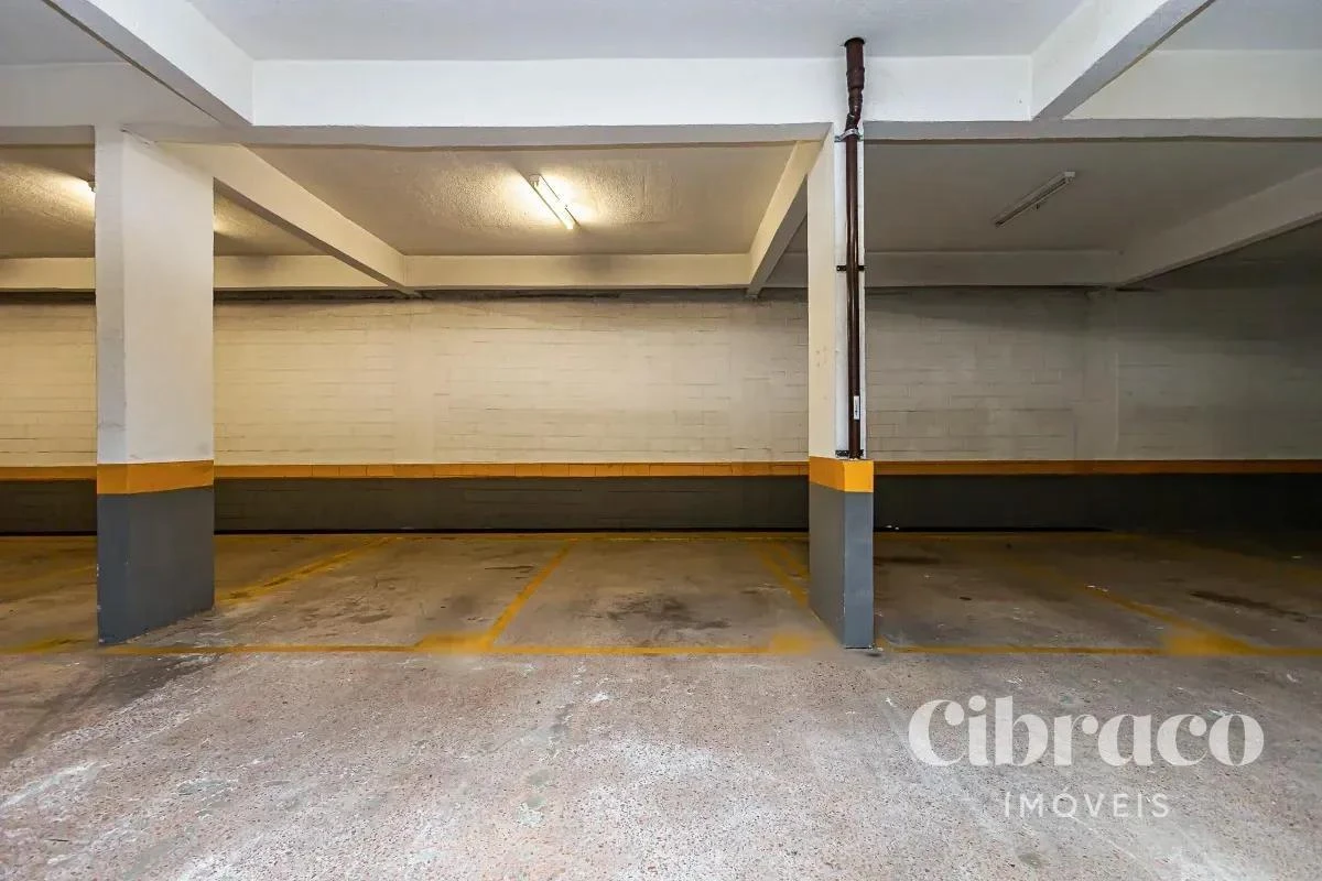 One-bedroom apartment with a washing machine in Curitiba — photo 10