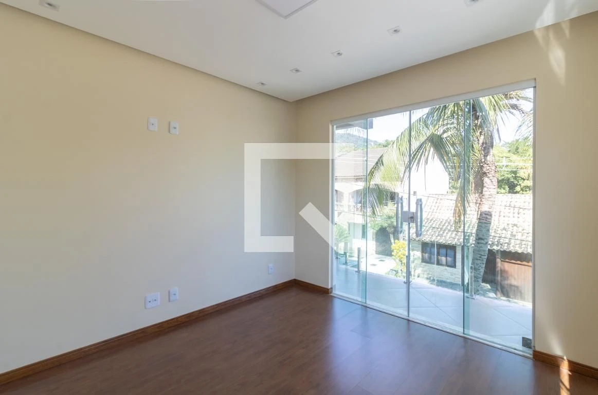 Furnished house, 195 m², with a grill on the balcony — photo 17