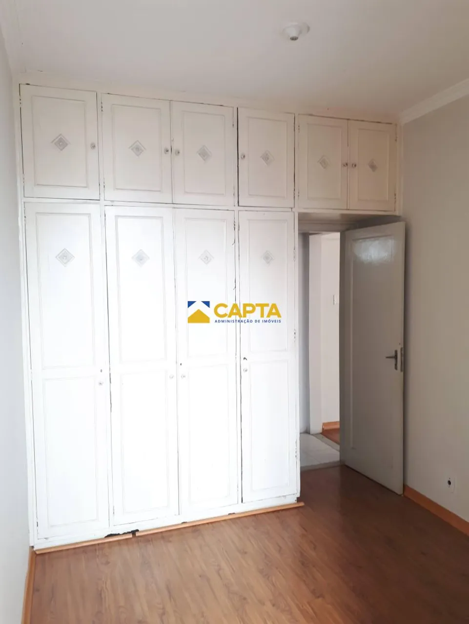 Apartamento com piso de madeira ou laminado, Maracanã — photo 3