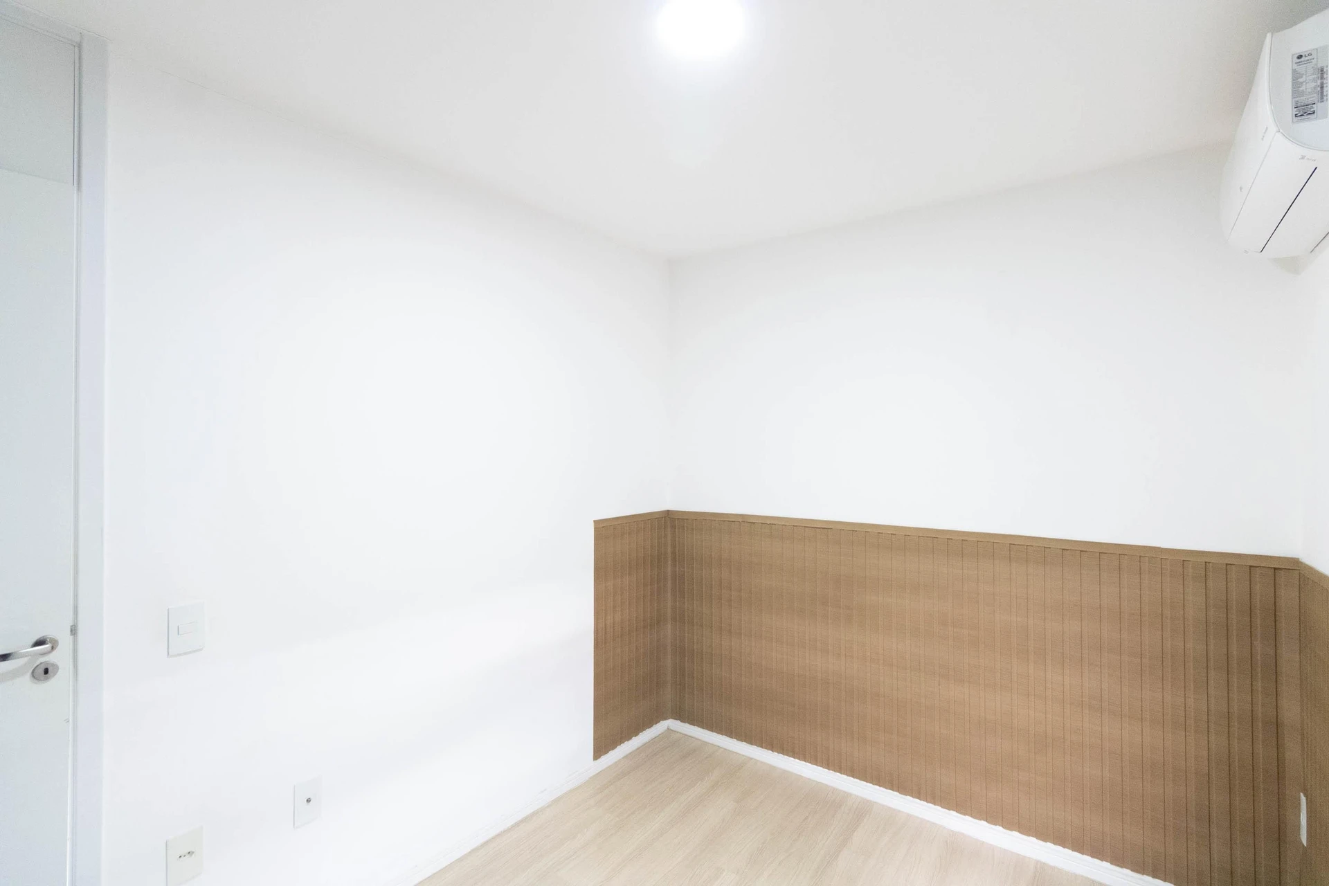 Furnished apartment, 42 m², with a washing machine — photo 9