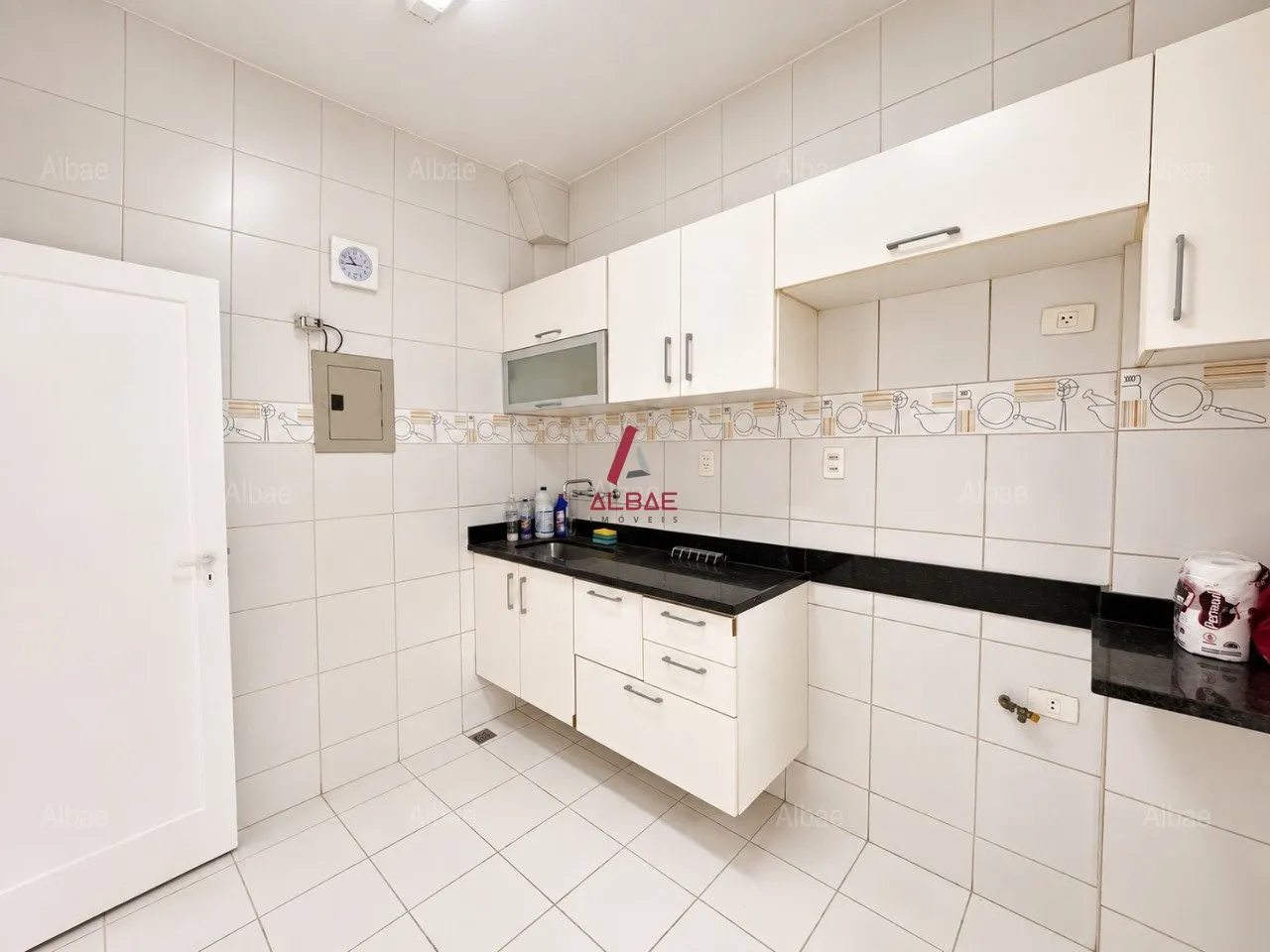 Apartment, 90 m², with wood or laminate floors — photo 6