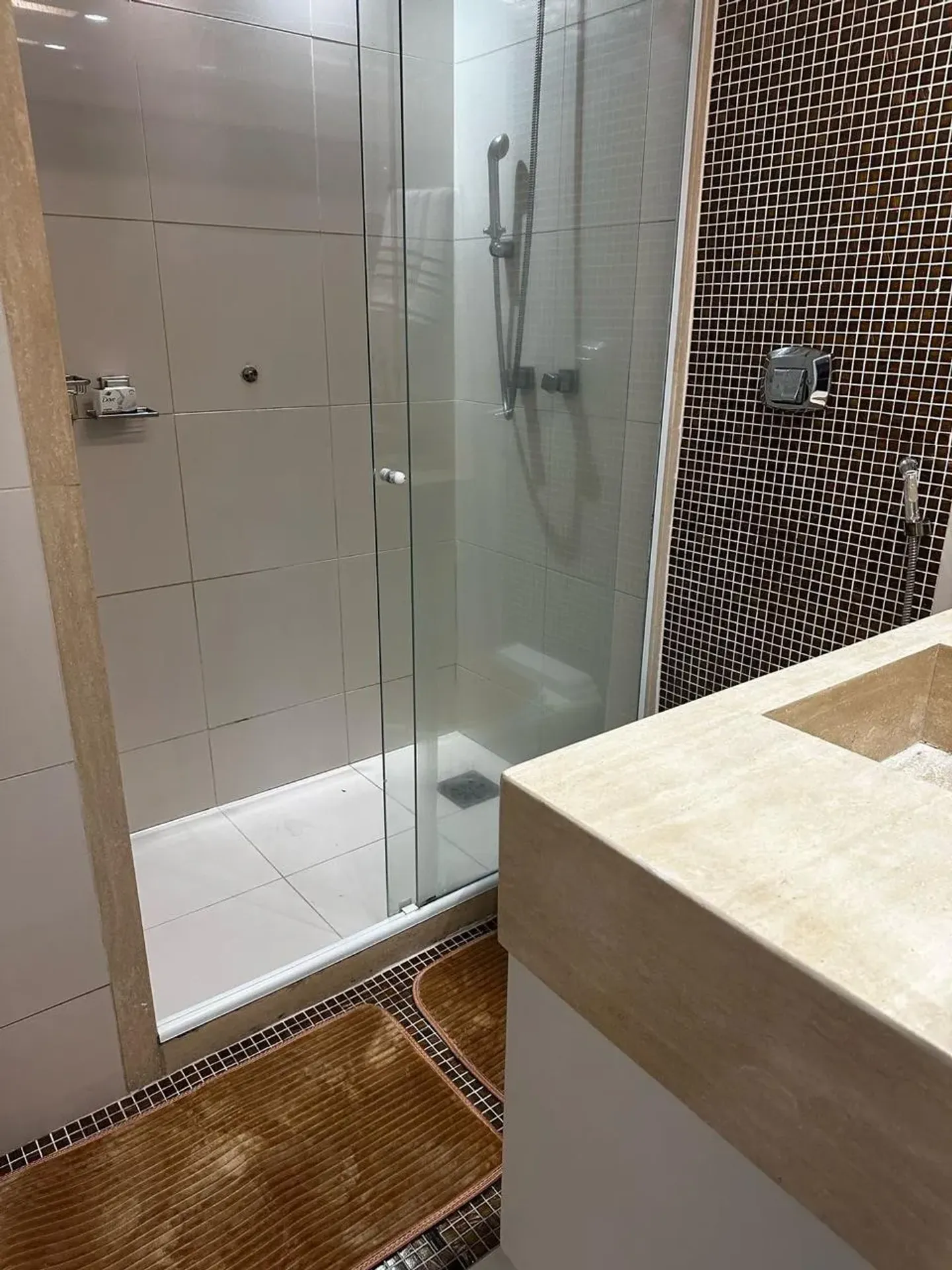 Furnished 350 m² apartment with 3 bedrooms and 6 baths — photo 32
