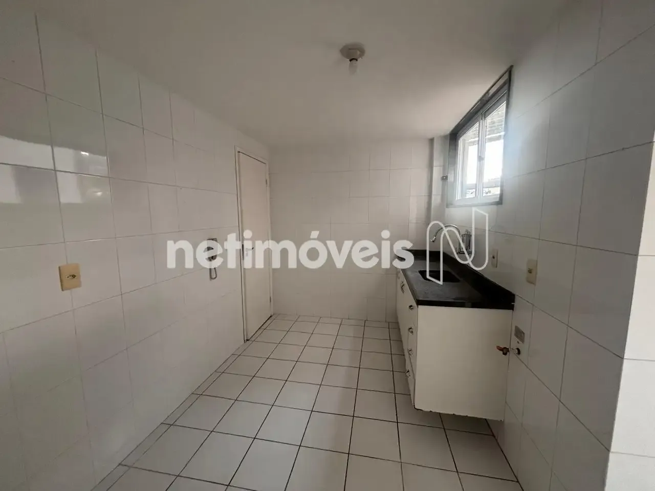 1-bedroom apartment with closed kitchen and balcony — photo 11