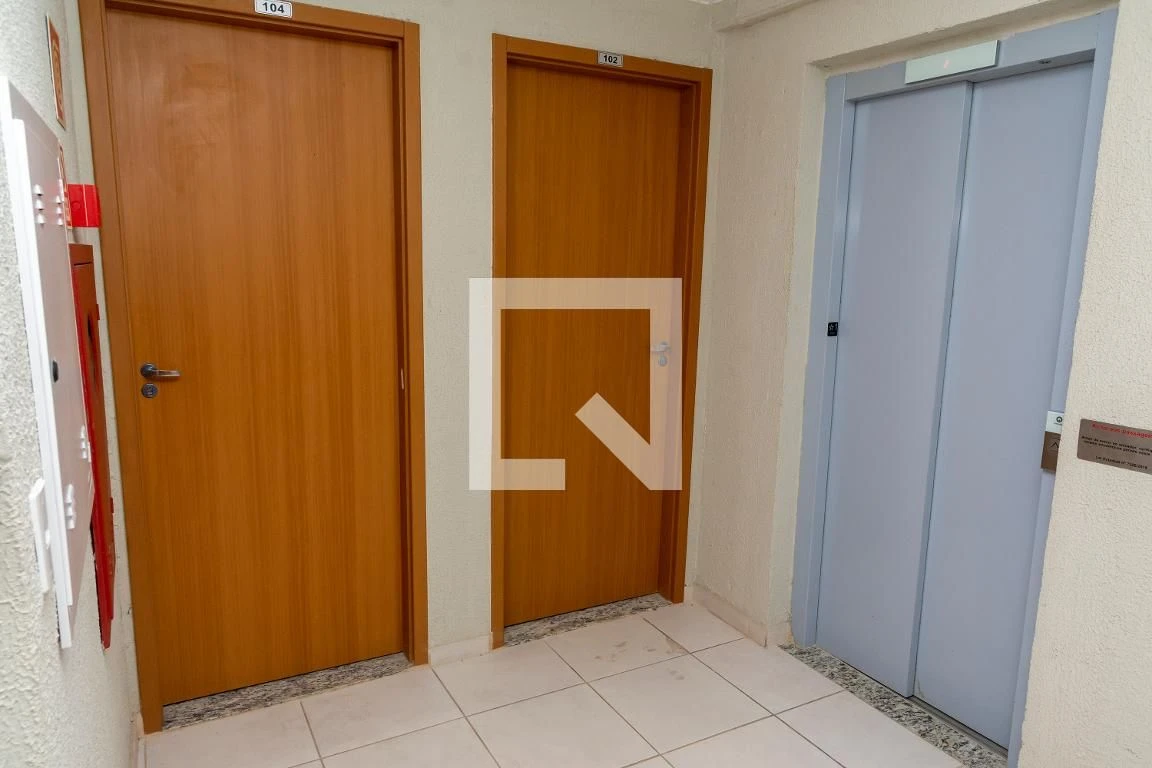 2-bedroom apartment in a building with a gym — photo 78