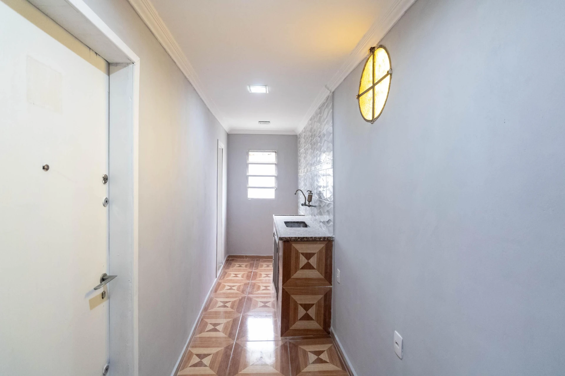 Casa sem mobília com 1 quarto e área de lavanderia — photo 21