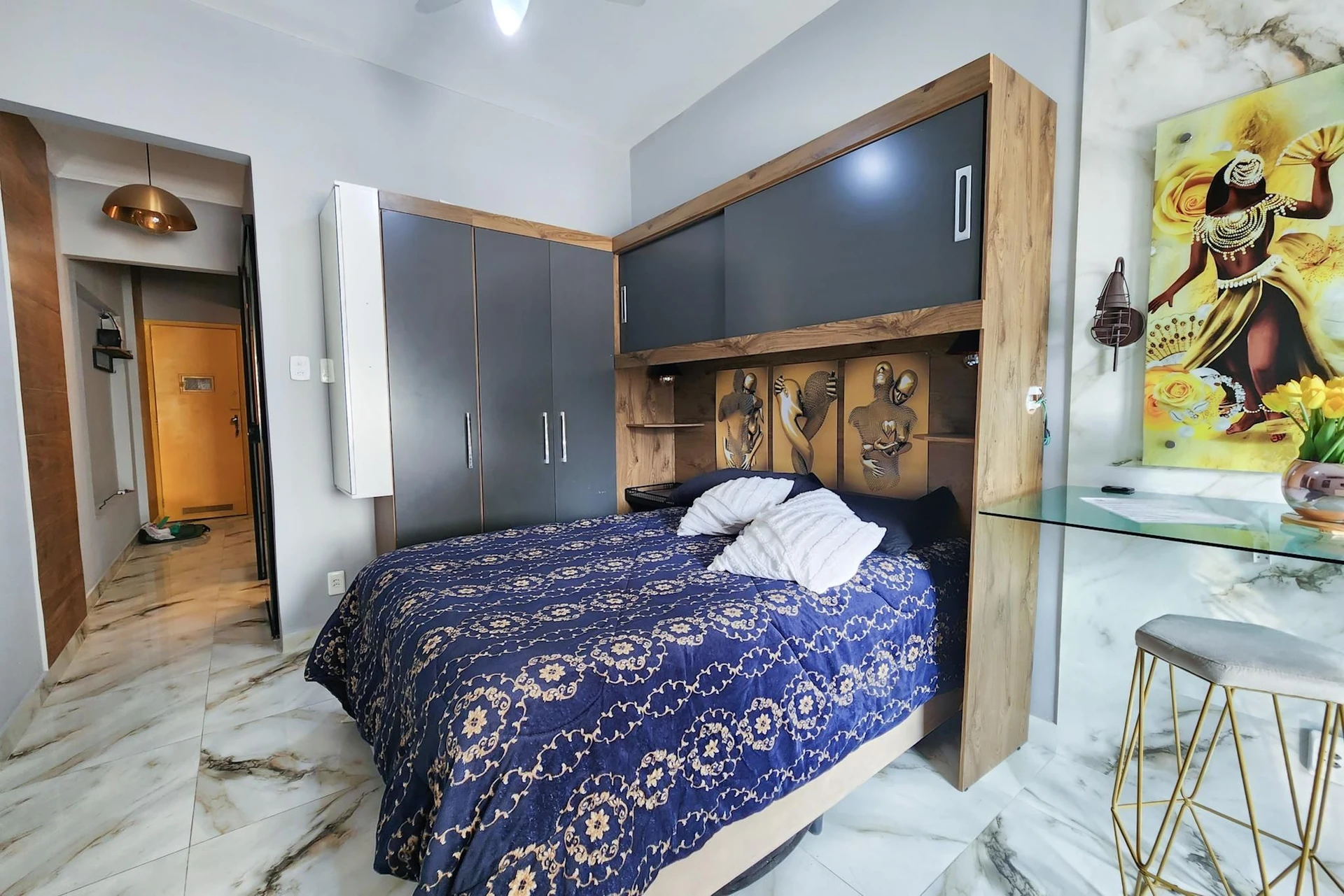 Estudio amueblado con 1 dormitorio y cocina abierta — photo 5