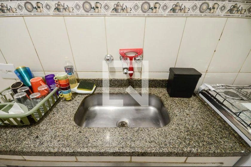 Furnished house with 2 bedrooms and 1 bathroom — photo 2