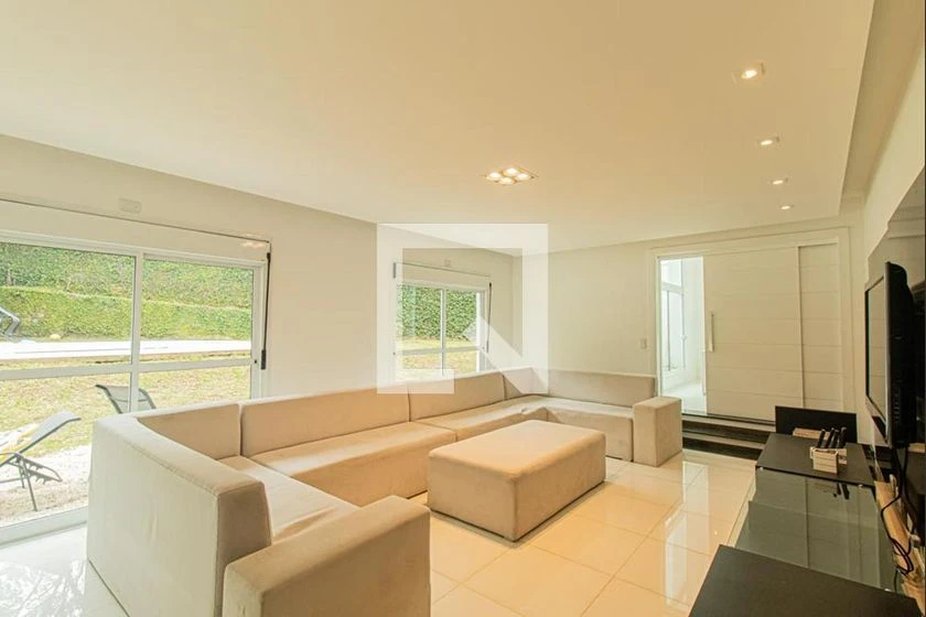 3-bedroom house with 2 en-suites and a private garden — photo 6