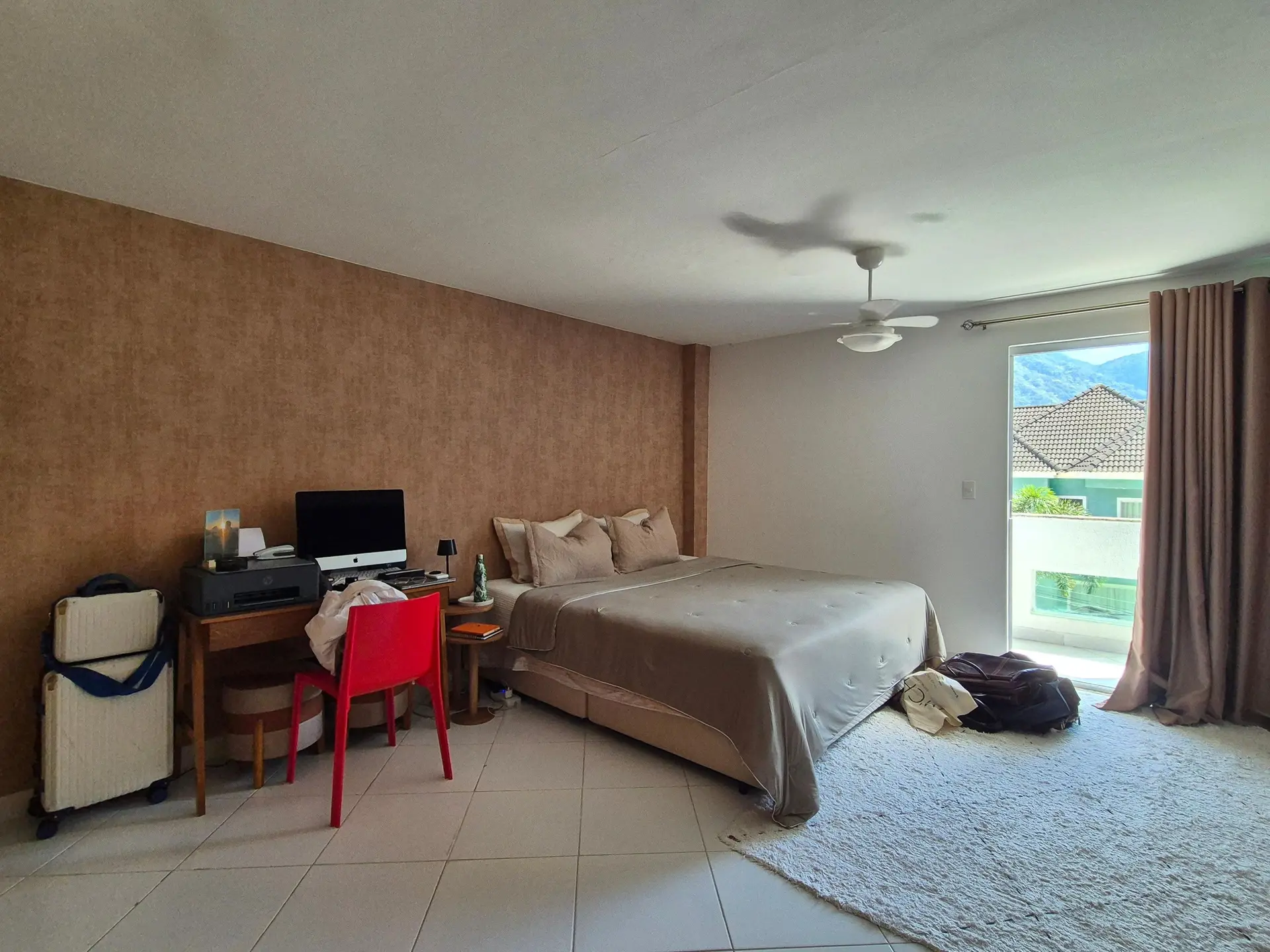 Furnished house with 4 bedrooms and a balcony — photo 37