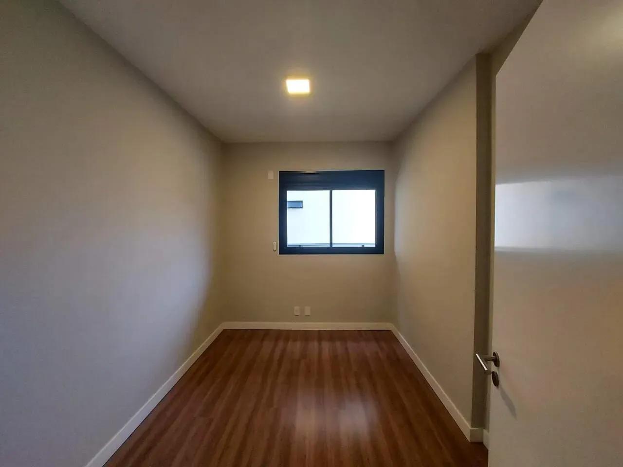 Furnished apartment, 68 m², with a grill on the balcony — photo 56