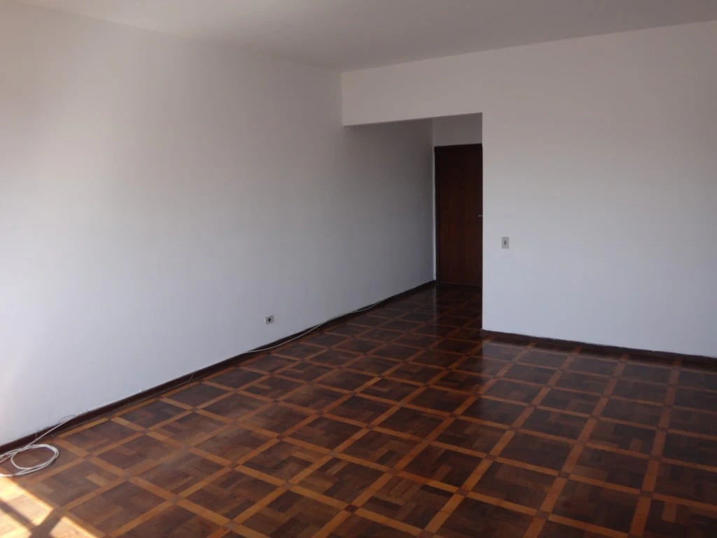 3-bedroom apartment with a bathtub in Curitiba — photo 8