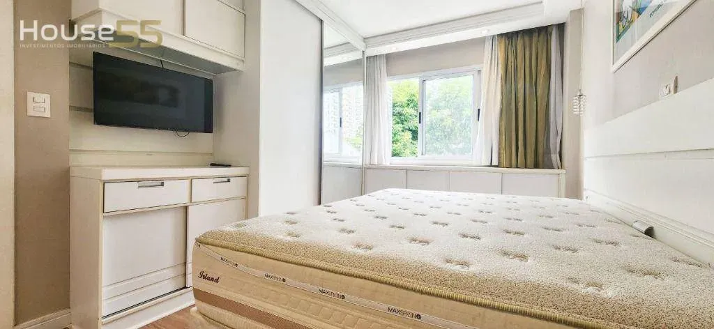 Furnished 4-bedroom apartment with a gas kitchen — photo 21
