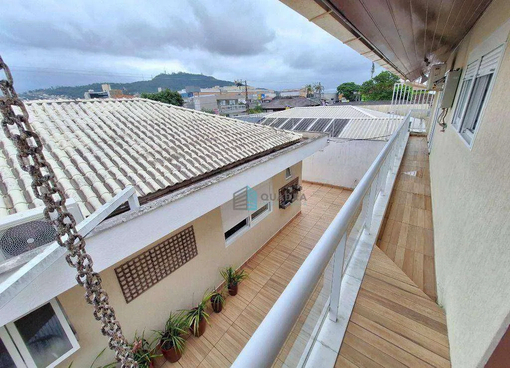 5-bedroom house with a private pool in Florianópolis — photo 9