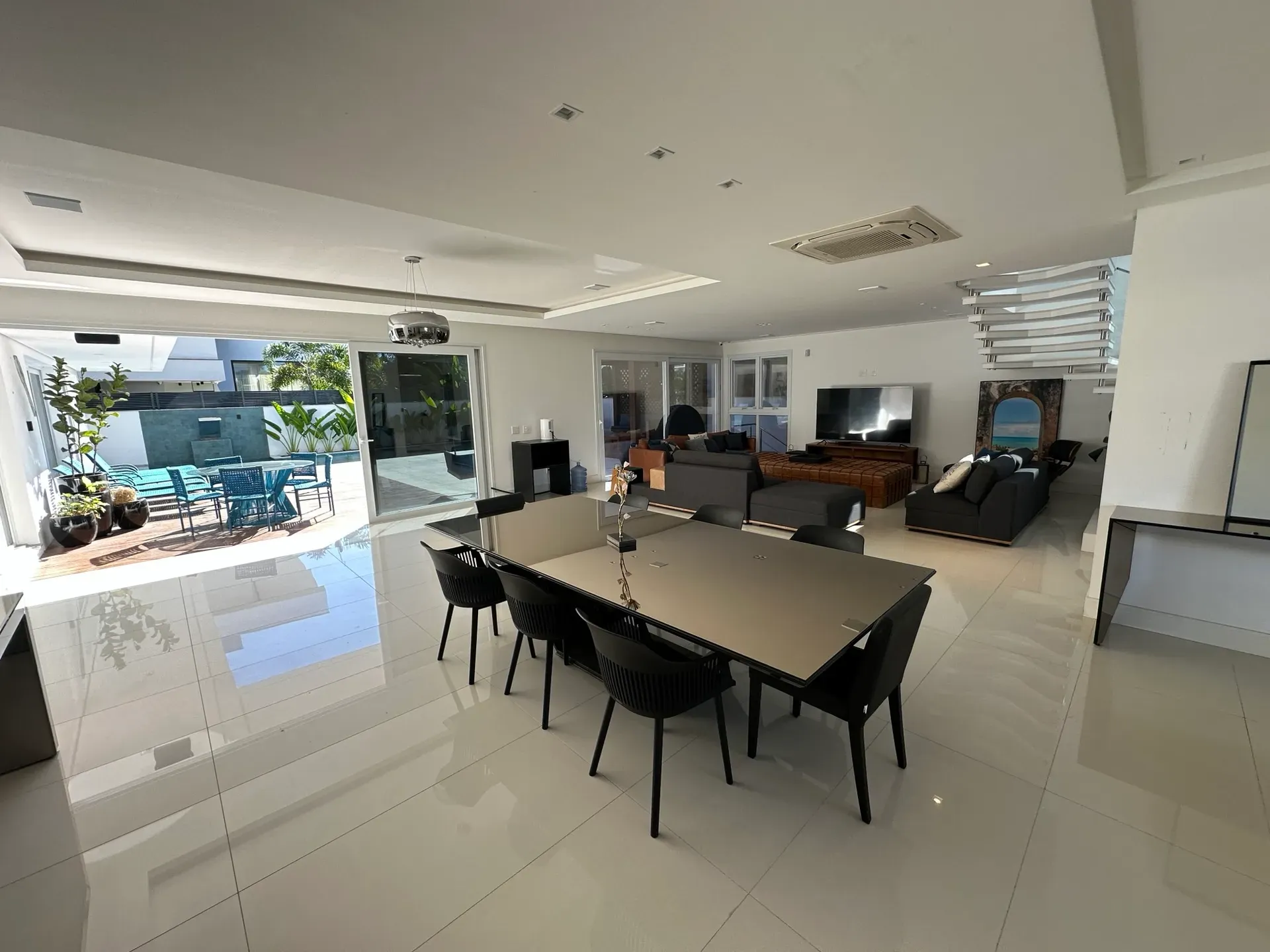 Casa mobiliada com 9 suítes e jacuzzi no prédio — photo 20