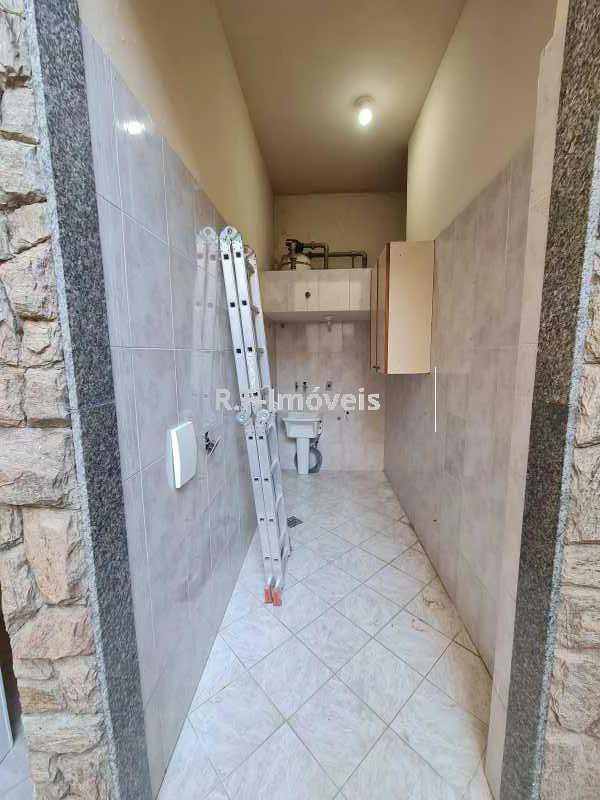 Triplex house with 4 bedrooms and 4 bathrooms — photo 24