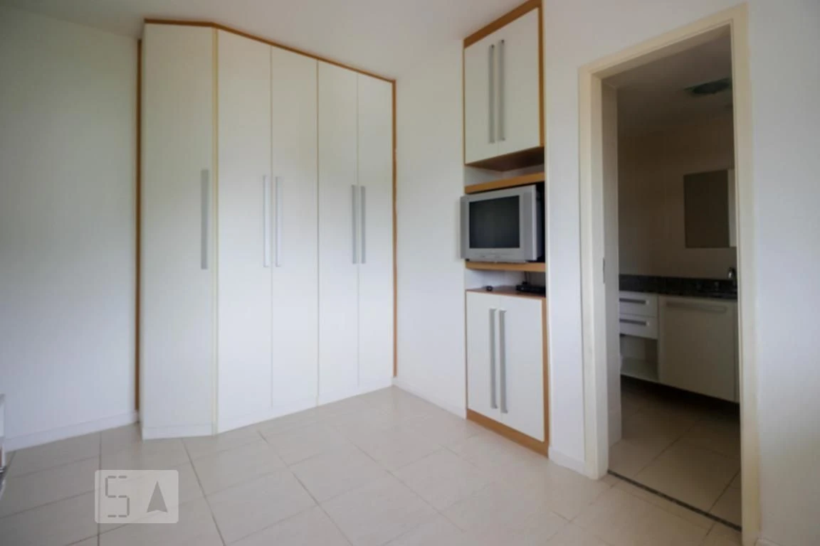 2-bedroom apartment in a building with a sauna — photo 4