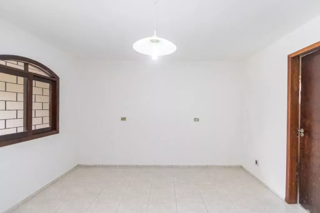 Two-story house with 3 bedrooms and 173 m², 2 parking — photo 35