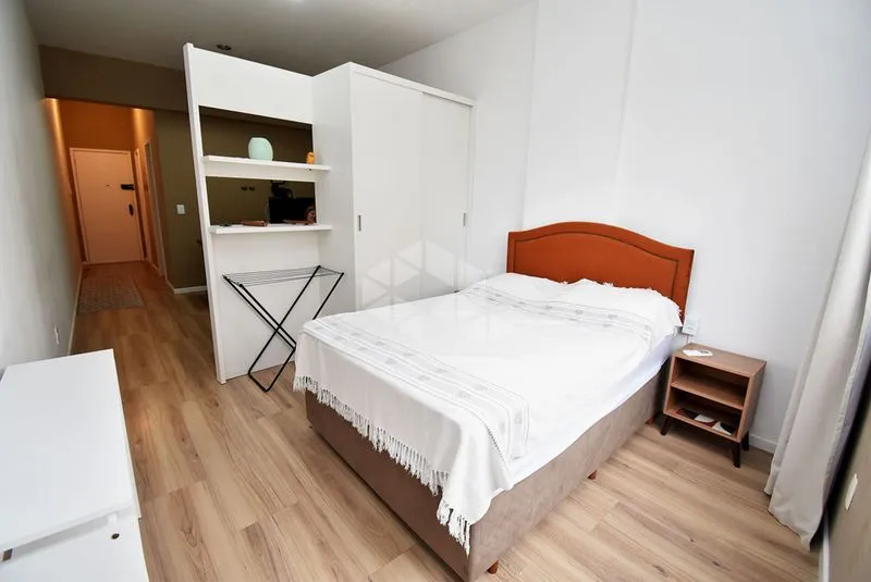 Home office in a one-bedroom apartment, 34 m² — photo 5