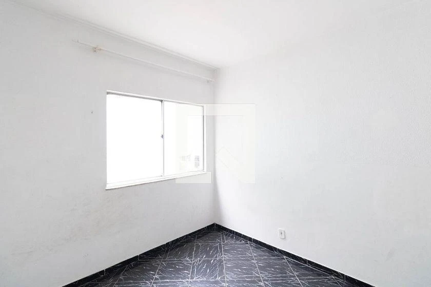 2-bedroom apartment in a building with a gym — photo 33