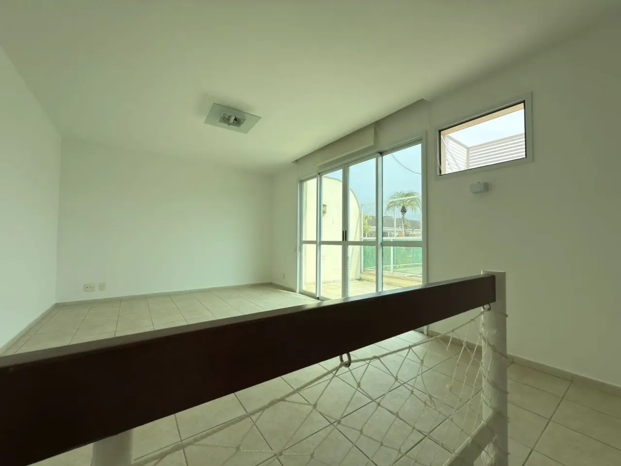 3-bedroom apartment in a building with a gym — photo 19