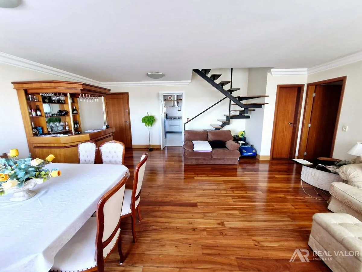 Квартира 280 м² з кухнею на газі та 3 паркомісцями — photo 4