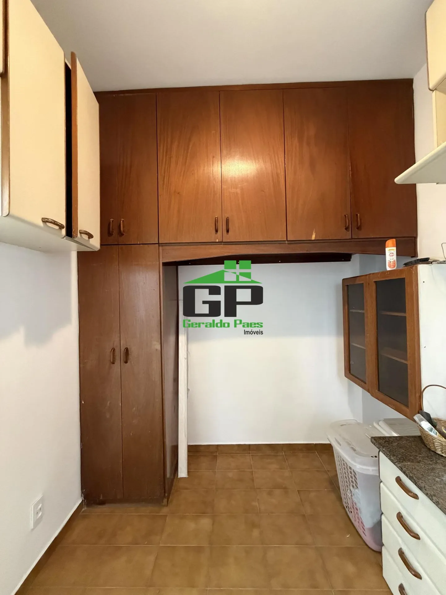 3-bedroom apartment with a washing machine — photo 25