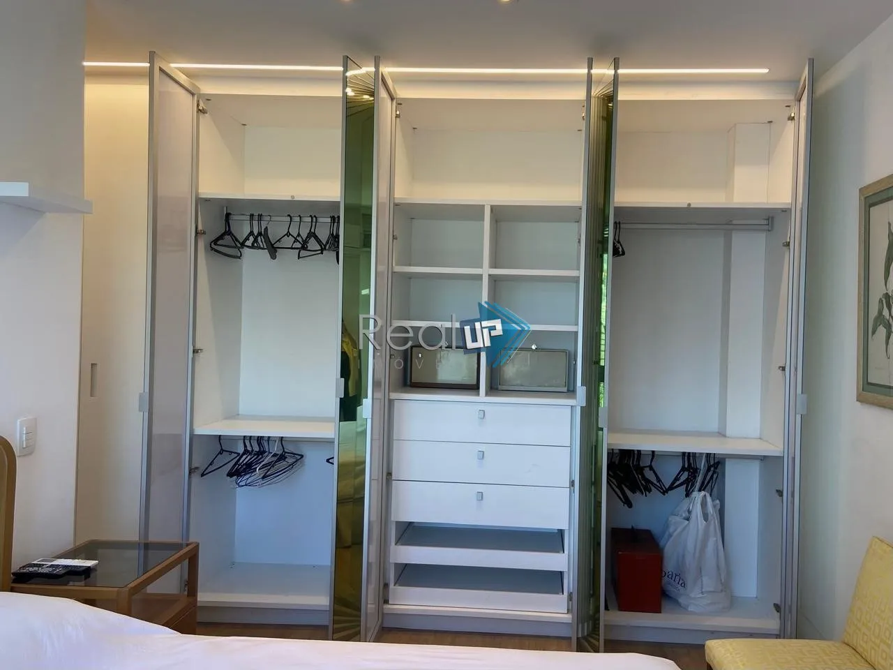 Apartamento de 2 suítes de 62 m² con vistas al agua — photo 10