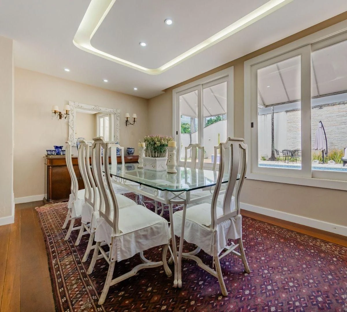 Furnished house with 6 bedrooms and 690 m² — photo 21