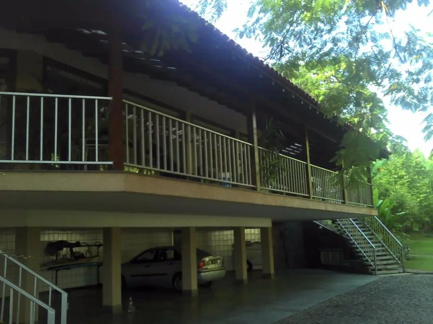 House with 5 en-suite bedrooms and 8 bathrooms — photo 14