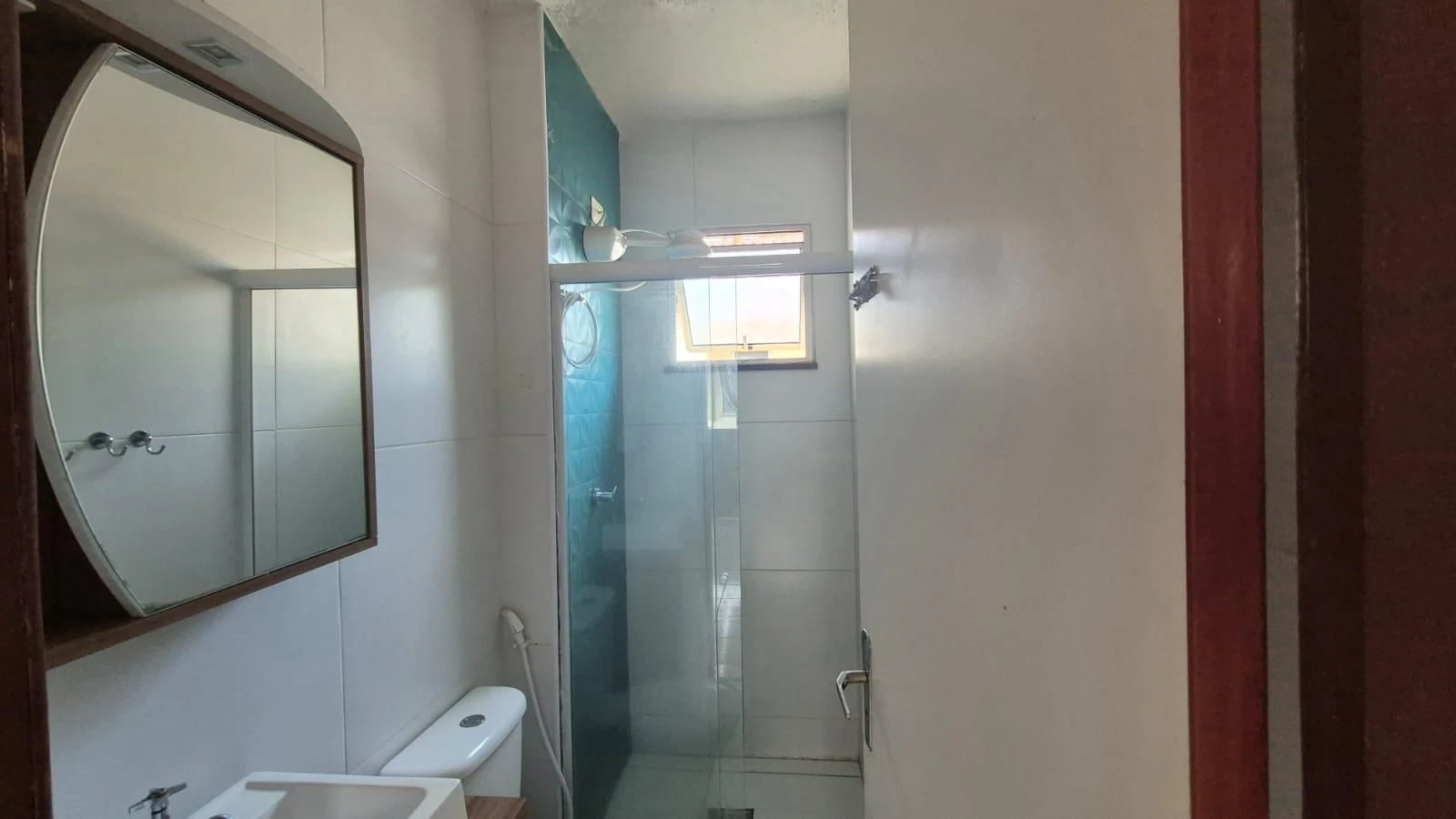 Apartamento sem mobília com 2 quartos e box de vidro — photo 19