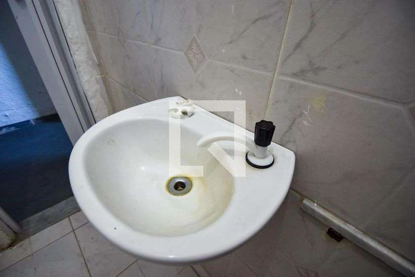 Дом с 4 спальнями, 3 парковками и частным садом — photo 29