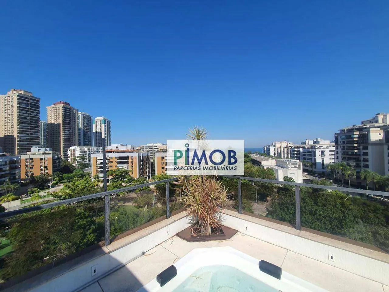 Unfurnished penthouse with 4 bedrooms and floor-to-ceiling windows — photo 17