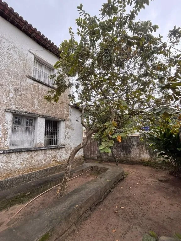 House with 6 bedrooms, 2 suites and 308 m² with balcony — photo 5