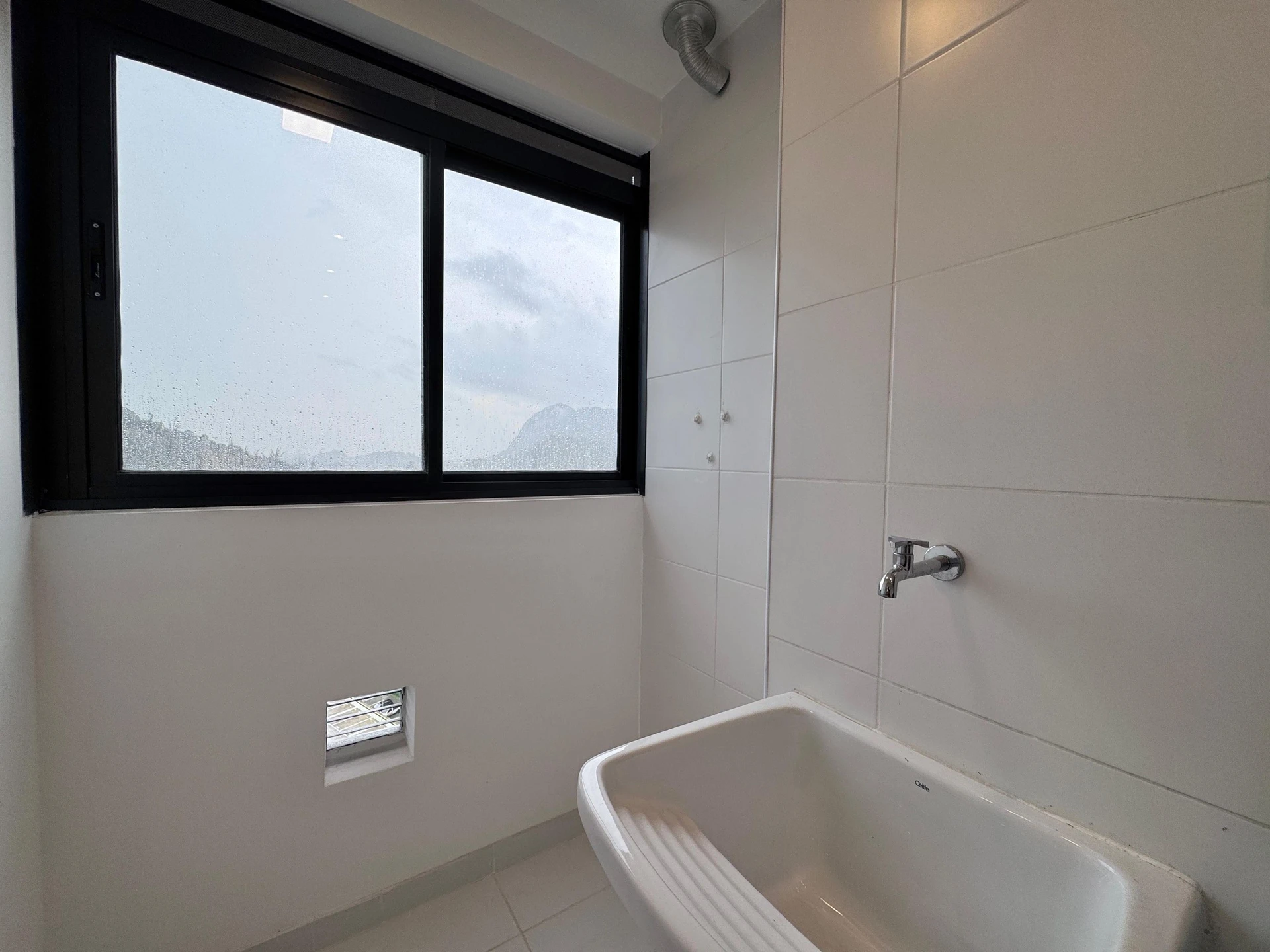 Apartamento amueblado de 3 dormitorios con balcón — photo 27