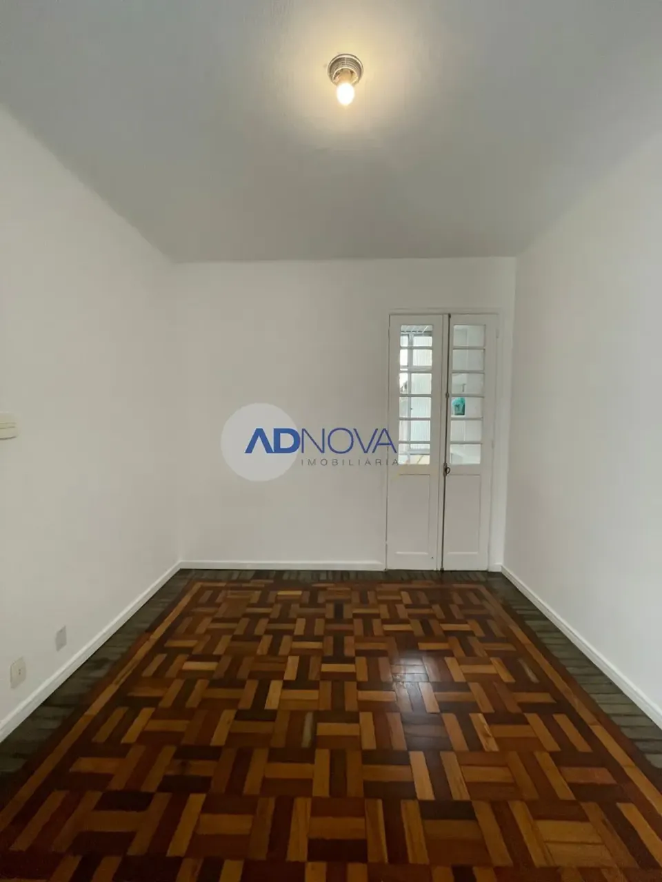 Apartamento de 50 m² com cozinha fechada e varanda — photo 16