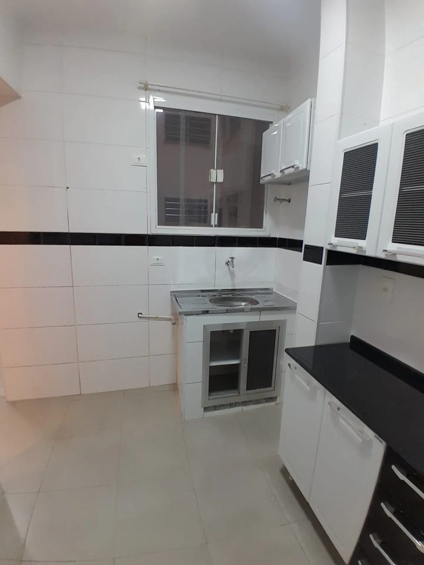 Departamento de 3 dormitorios con piso de madera o laminado — photo 21