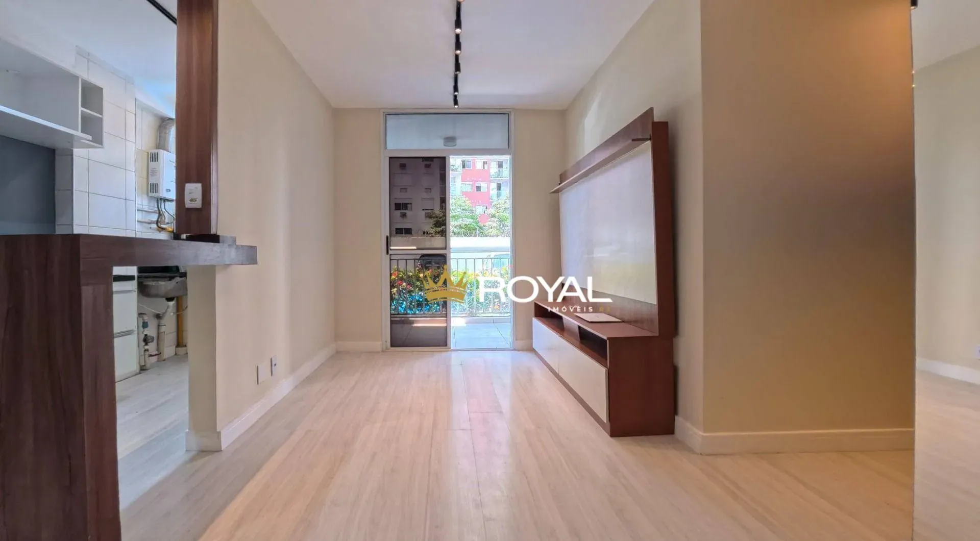 Apartamento com piso de madeira ou laminado, Gardênia Azul — photo 11